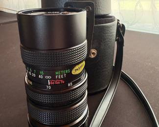 Vivitar 70-150mm f/3.8 Close Focusing Auto Zoom Lens