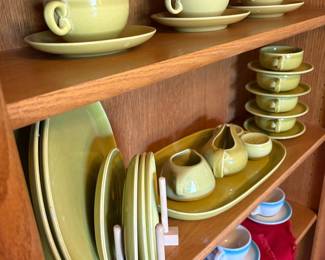 Russell Wright Steubenville American Modern Dinnerware Set