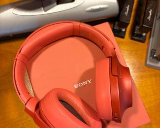 Sony WH-1000XM4 Wireless Noise Cancelling Headphones