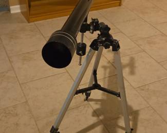 Polaris EQD Refracting Telescope third image