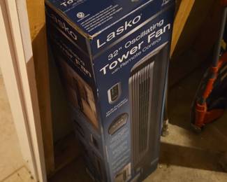 Oscillating Tower Fan second image