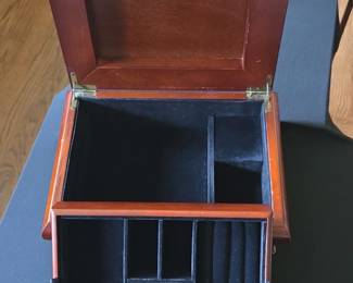 Bombay Company Music Jewelry Box third image
