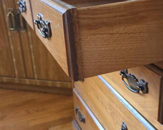 Kling Drawer Dresser second image