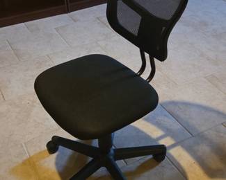 Armless Mesh Office Chair