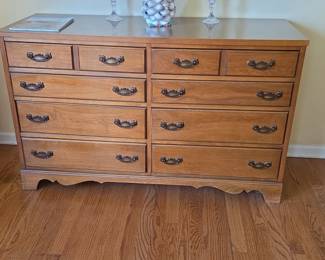 Kling Drawer Dresser