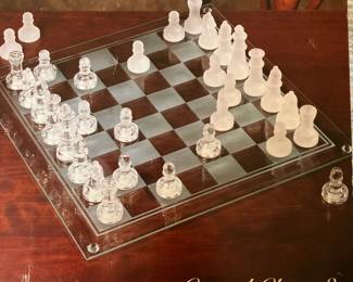 Crystal chess set