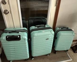 Light Blue U.S. Traveler Boren Hardshell Luggage Set (3 Pieces)