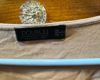 Doublju Women's Basic Scoop Neck 3/4 Sleeve Top