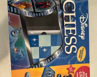Disney Heroes vs Villains Collector's Edition Chess Set
