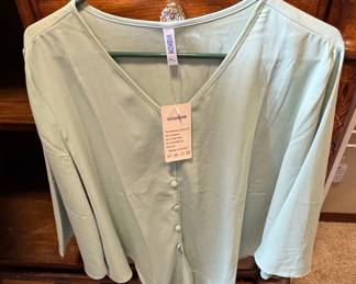 Viishow Women's V-Neck Button-Up Blouse