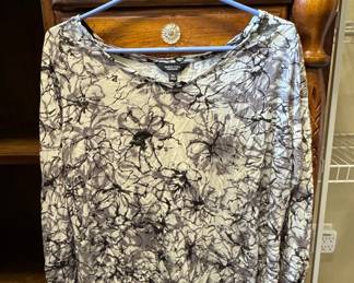 Simply Vera Vera Wang Women's Plus Size Floral Print Long Sleeve Top