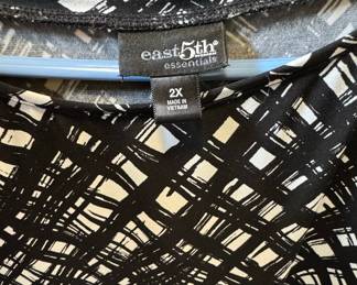 East 5th Essentials Women's Black and White Abstract Print Top