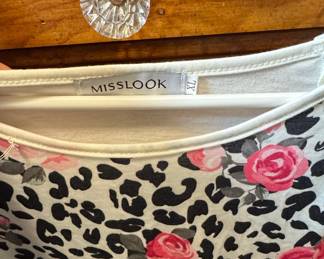 Misslook Women's Leopard Rose Print Raglan T-Shirt