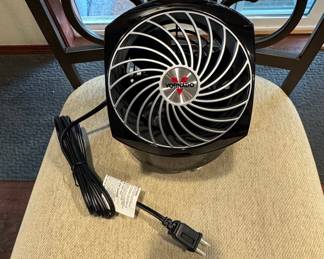 Vornado Flippi V8 Personal Air Circulator Fan