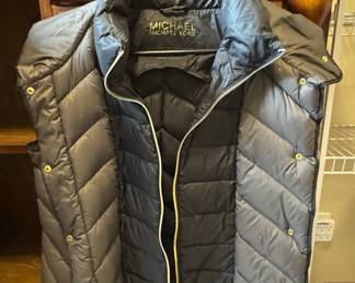 Michael Kors Ultra Light Weight Down Fill Vest