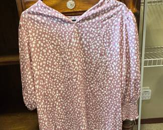 Women's Pink Abstract Print Smocked Cuff Blouse