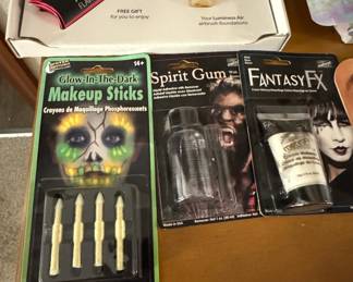Halloween Makeup and Special Effects Kit