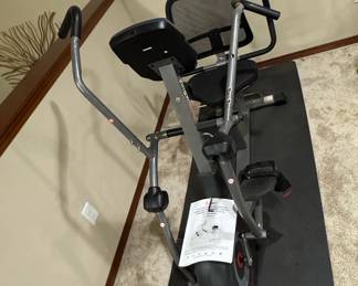 Sunny Health & Fitness SF-RB4700 Recumbent Cross-Trainer