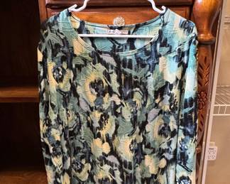 JM Collection Woman Abstract Print Long Sleeve Top
