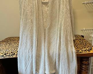 R&M Richards Women's Two-Piece Metallic Knit Dress Set