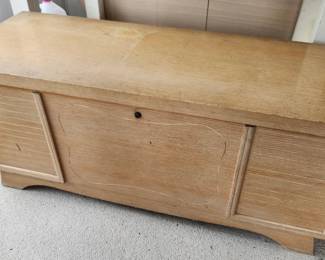 Lane Cedar Chest