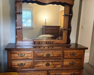 Sumter Cabinet Oak 9 Drawer Dresser