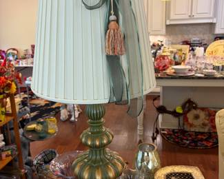 Vintage and modern decor, housewares, linens and pottery