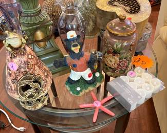 Vintage and modern decor, housewares, linens and pottery