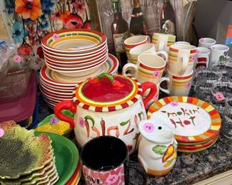 Vintage and modern decor, housewares, linens and pottery