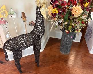 Vintage and modern decor, housewares, linens and pottery