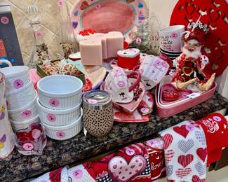 Vintage and modern decor, housewares, linens and pottery
