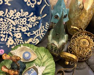 Vintage and modern decor, housewares, linens and pottery