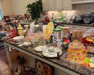 Vintage and modern decor, housewares, linens and pottery