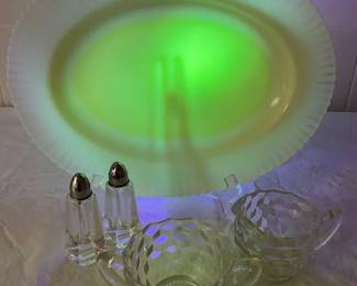 Uranium Oval Platter And Mod Glass Cream, Sugar Set