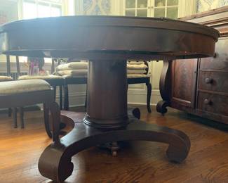 Berkey Gay Table Round to Oval-many leaves and custom covers included