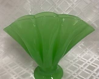 Green Fenton Fan Vase 
