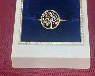 14 KT Gold Ring