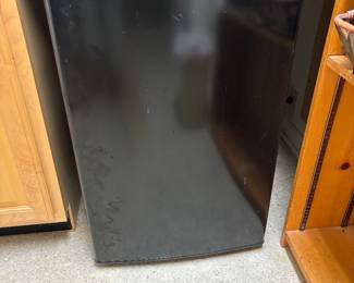 Small Magic Chef Refrigerator