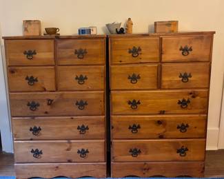 7 Drawer Dresser Pair