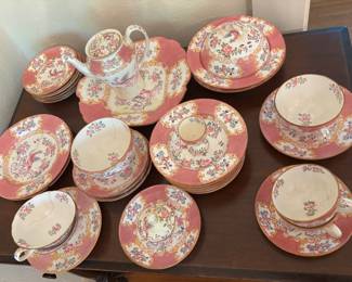 Minton Pink Cockatrice 