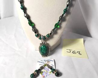 Malachite, Sterling Silver Ans Crystals Necklace And Earrings