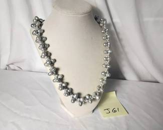 Handcrafted Gray Pearl Necklace