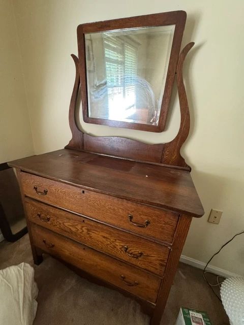 Antique dresser with Mirror