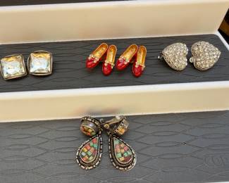 CLIP ONS