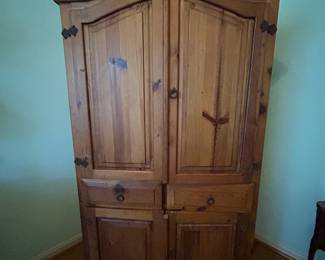 Wooden storage unit
