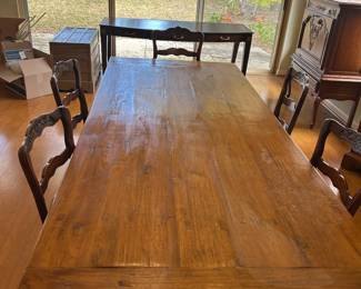 Solid wood table - seats up to 8