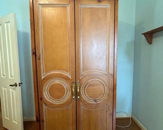 Wooden storage unit