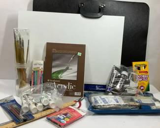 Artist Supplies, Portfolio Case Drawing Materials