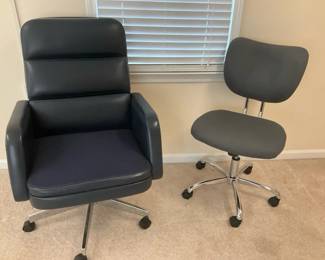 Pair of Rolling Office Chairs Executive and Task Style