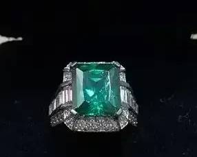 006 Green Emerald Colored Cut CZ Ring